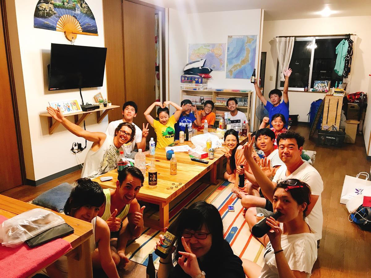 Guest House Waraemon Nago Exterior foto